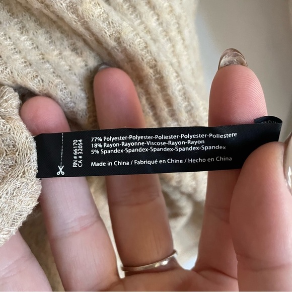 TWO Out From Under Long Sleeve Oversized Soft Tops, Tan & Gray, Size XS - Picture 8 of 14